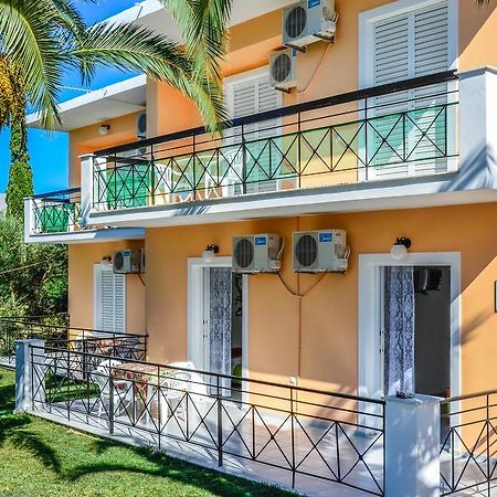 Olive Grove Apts Lithakia  Exterior photo