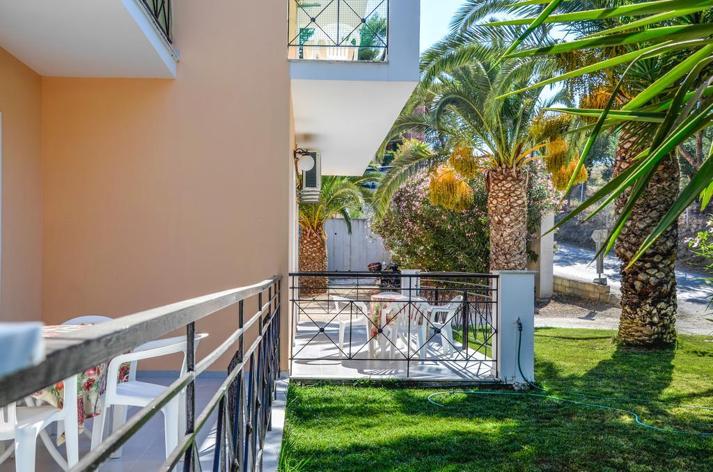 Olive Grove Apts Lithakia  Exterior photo